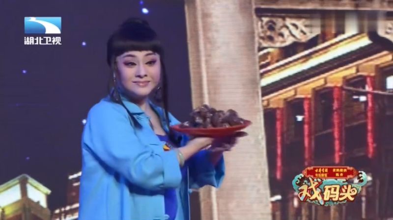 京剧名家刘子微演唱《生活秀》选段，唱腔优美，太好听了！